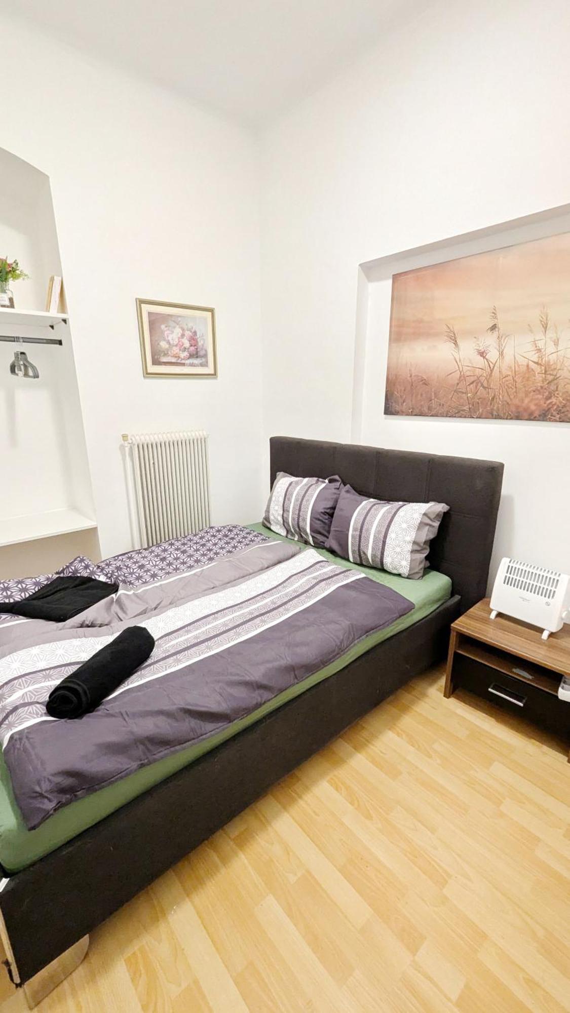 Cozy Rooms In Lugner City Area Vienna Esterno foto